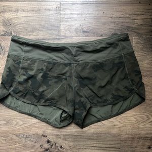 Lululemon size 10 speed shorts